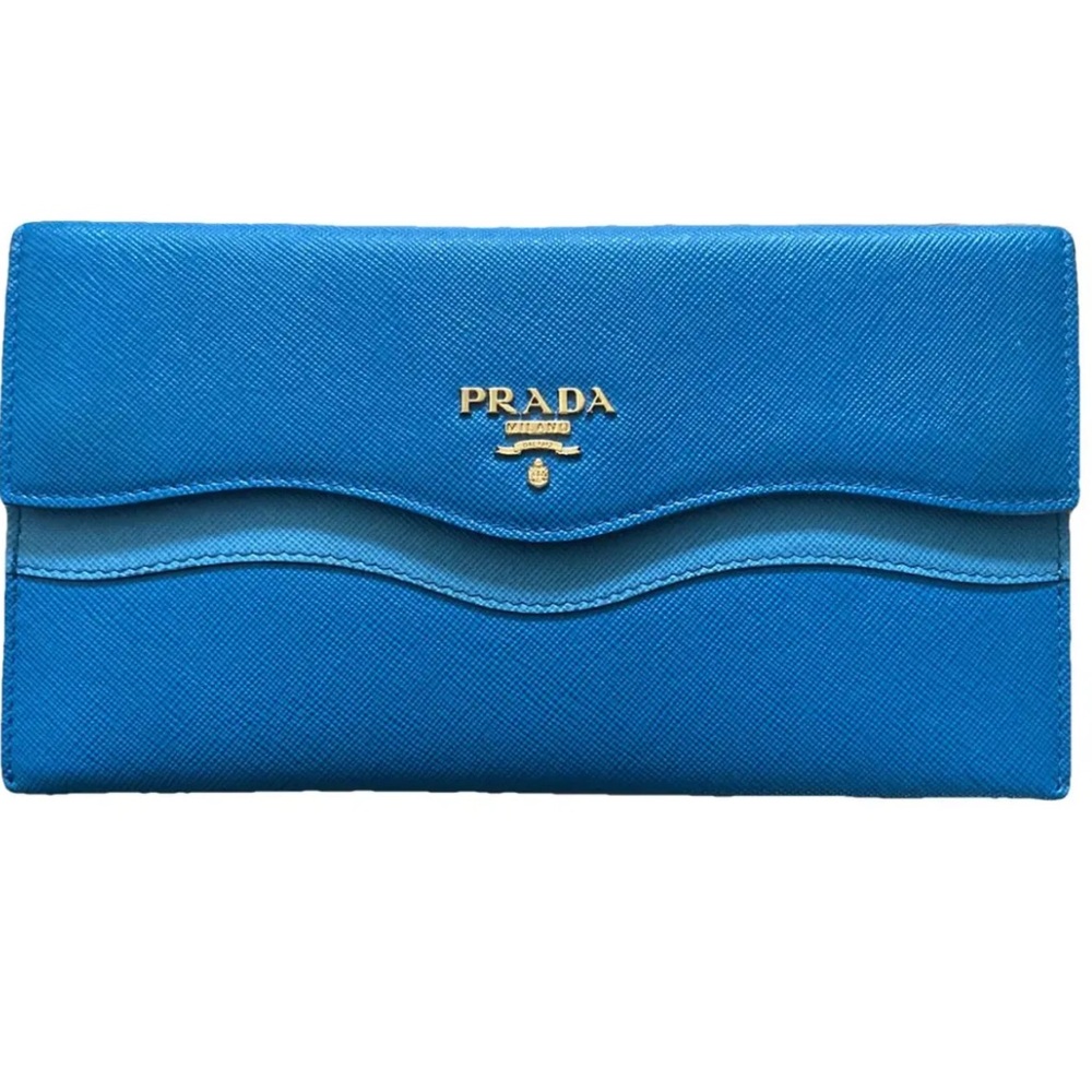 Prada Wave Continental Wallet Blue
Saffiano Leather